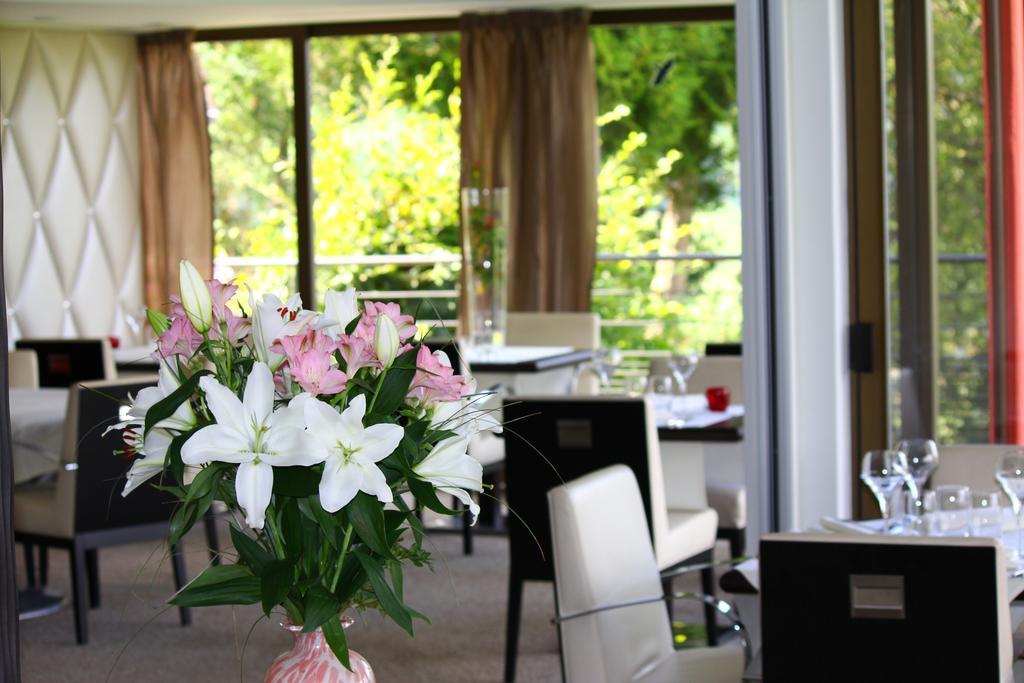 Hôtel Restaurant Les Alisiers Lapoutroie Exterior foto